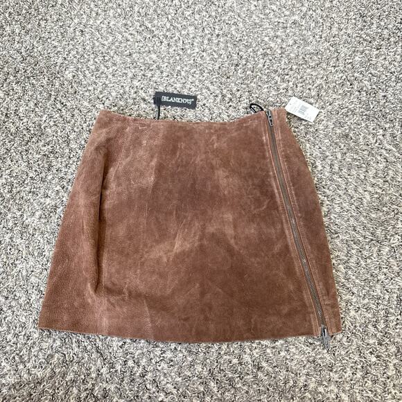 Blank NYC Womens Brown Suede Leather Skirt Mini Size 28 Zip Fall Fashion New - Picture 1 of 5